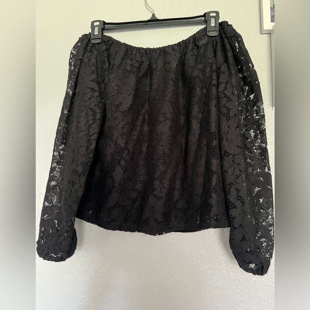 Off the shoulder